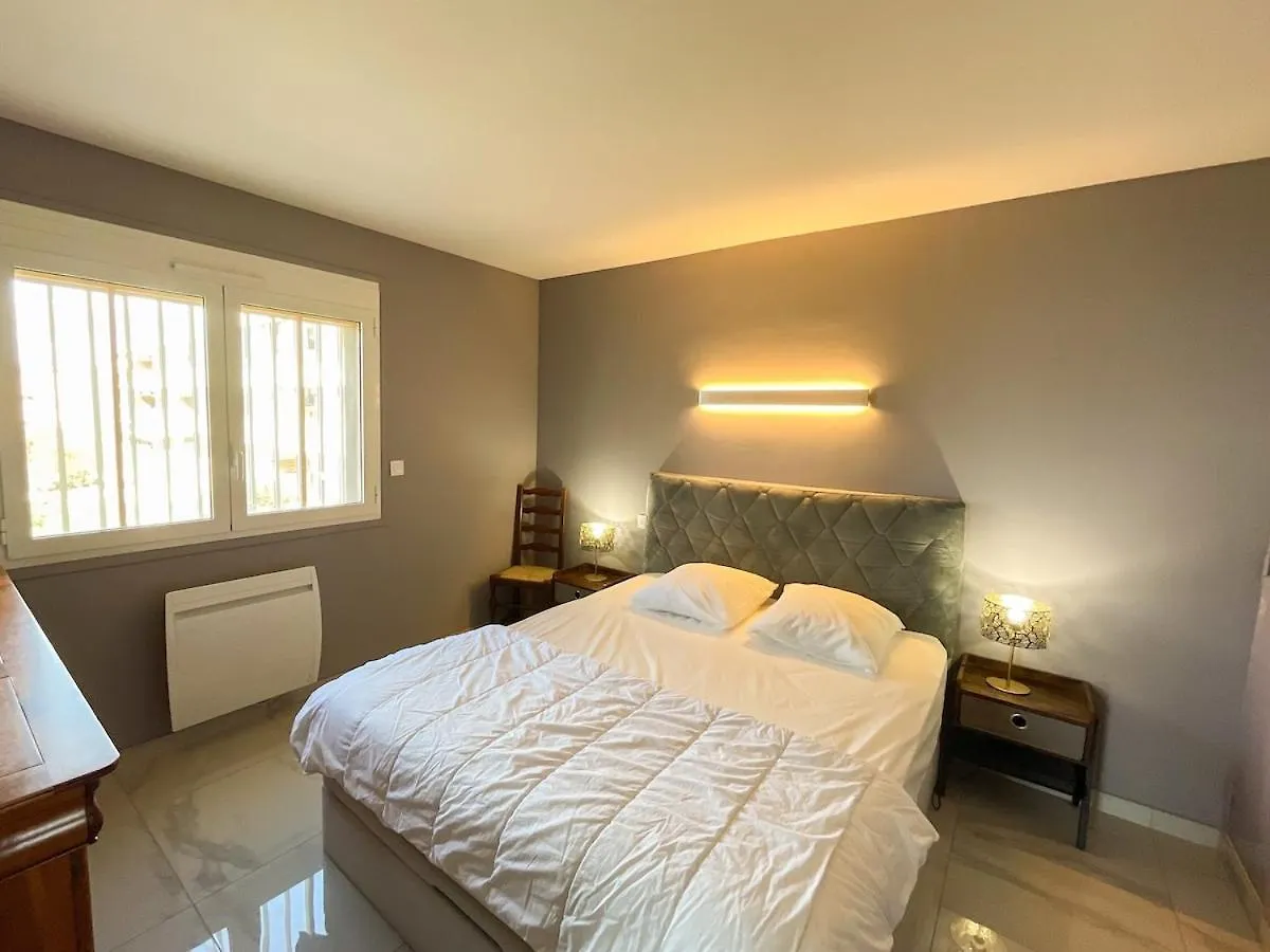 Apartment Spacieux T2 Au Bord De L'Eau, Vue Panoramique Six-Fours-les-Plages